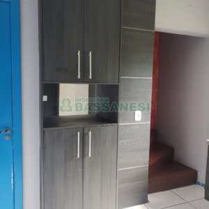 Sobrado com 180m², 2 dormitórios, 1 vaga, no bairro Charqueadas em Caxias do Sul para Comprar