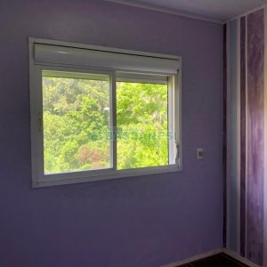 Sobrado com 180m², 2 dormitórios, 1 vaga, no bairro Charqueadas em Caxias do Sul para Comprar