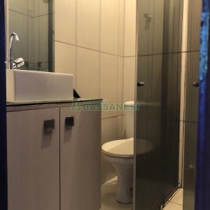 Sobrado com 180m², 2 dormitórios, 1 vaga, no bairro Charqueadas em Caxias do Sul para Comprar