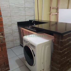 Sobrado com 180m², 2 dormitórios, 1 vaga, no bairro Charqueadas em Caxias do Sul para Comprar