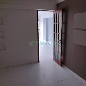 Sala com 39m², no bairro Centro em Caxias do Sul para Comprar