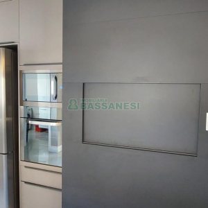 Apto Mobiliado com 116m², 3 dormitórios, 2 vagas, no bairro Santa Catarina em Caxias do Sul para Alugar