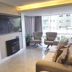 Apto Mobiliado com 116m², 3 dormitórios, 2 vagas, no bairro Santa Catarina em Caxias do Sul para Alugar