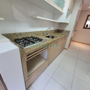 Apartamento com 82m², 2 dormitórios, 2 vagas, no bairro Rio Branco em Caxias do Sul para Comprar