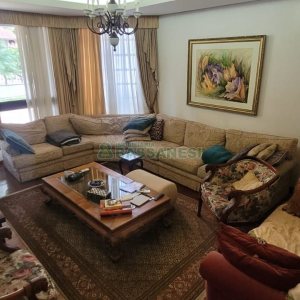Casa com 672m², 4 dormitórios, 5 vagas, no bairro Bela Vista em Caxias do Sul para Comprar