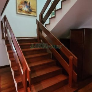 Casa com 672m², 4 dormitórios, 5 vagas, no bairro Bela Vista em Caxias do Sul para Comprar