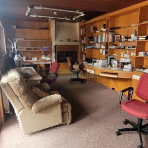 Casa com 672m², 4 dormitórios, 5 vagas, no bairro Bela Vista em Caxias do Sul para Comprar