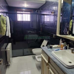 Casa com 672m², 4 dormitórios, 5 vagas, no bairro Bela Vista em Caxias do Sul para Comprar