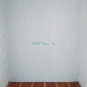 Casa com 90m², 2 dormitórios, 2 vagas, no bairro Planalto em Caxias do Sul para Comprar