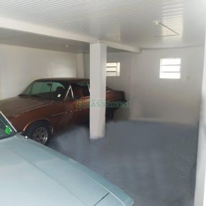 Casa com 90m², 2 dormitórios, 2 vagas, no bairro Planalto em Caxias do Sul para Comprar