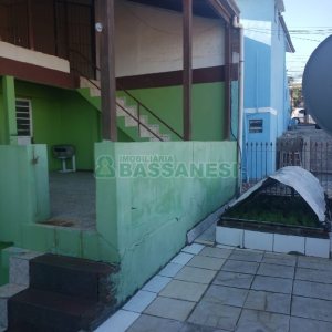 Casa com 252m², 5 dormitórios, no bairro Planalto em Caxias do Sul para Comprar
