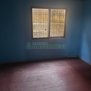 Casa com 252m², 5 dormitórios, no bairro Planalto em Caxias do Sul para Comprar