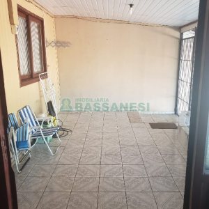 Casa com 252m², 5 dormitórios, no bairro Planalto em Caxias do Sul para Comprar