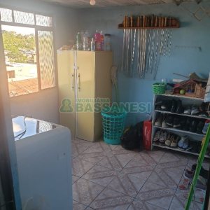 Casa com 252m², 5 dormitórios, no bairro Planalto em Caxias do Sul para Comprar