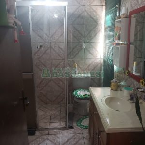 Casa com 252m², 5 dormitórios, no bairro Planalto em Caxias do Sul para Comprar