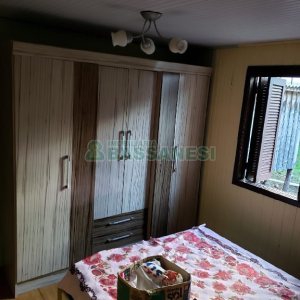 Casa com 252m², 5 dormitórios, no bairro Planalto em Caxias do Sul para Comprar