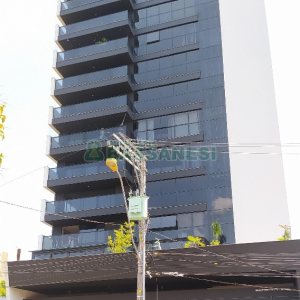 Apartamento com 142m², 3 dormitórios, 3 vagas, no bairro Centro em Caxias do Sul para Comprar