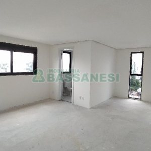 Apartamento com 142m², 3 dormitórios, 3 vagas, no bairro Centro em Caxias do Sul para Comprar