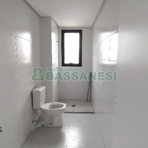 Apartamento com 142m², 3 dormitórios, 3 vagas, no bairro Centro em Caxias do Sul para Comprar