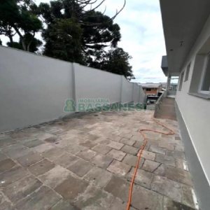 Casa com 215m², 3 dormitórios, 2 vagas, no bairro Bela Vista em Caxias do Sul para Alugar