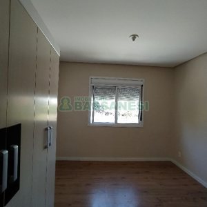 Apto Mobiliado com 59m², 2 dormitórios, 1 vaga, no bairro Panazzolo em Caxias do Sul para Comprar