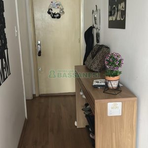 Apto Mobiliado com 68m², 2 dormitórios, 1 vaga, no bairro Centro em Caxias do Sul para Alugar ou Comprar