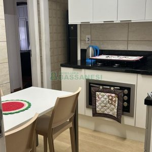 Apto Mobiliado com 68m², 2 dormitórios, 1 vaga, no bairro Centro em Caxias do Sul para Alugar ou Comprar