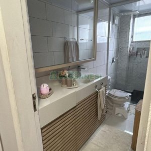 Apto Mobiliado com 68m², 2 dormitórios, 1 vaga, no bairro Centro em Caxias do Sul para Alugar ou Comprar