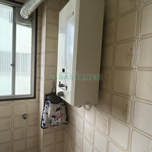 Apto Mobiliado com 68m², 2 dormitórios, 1 vaga, no bairro Centro em Caxias do Sul para Alugar ou Comprar