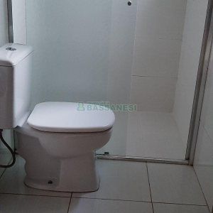 Apto Mobiliado com 93m², 2 dormitórios, 2 vagas, no bairro Cinqüentenário em Caxias do Sul para Alugar
