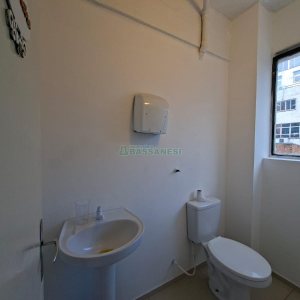Loja com 37m², 1 vaga, no bairro São Pelegrino em Caxias do Sul para Alugar