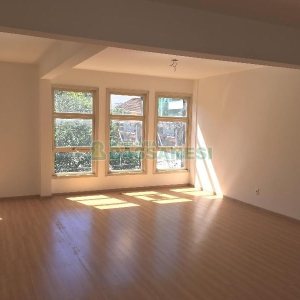 Sala com 60m², no bairro Centro em Caxias do Sul para Alugar