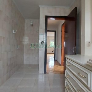Casa com 283m², 5 dormitórios, 3 vagas, no bairro Jardim América em Caxias do Sul para Alugar ou Comprar