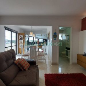 Apto/Cobertura com 328m², 3 dormitórios, 4 vagas, no bairro De Lazzer em Caxias do Sul para Comprar