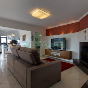 Apto/Cobertura com 328m², 3 dormitórios, 4 vagas, no bairro De Lazzer em Caxias do Sul para Comprar