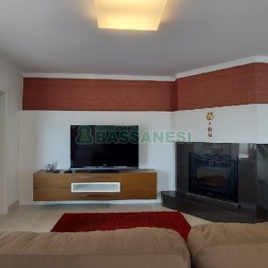 Apto/Cobertura com 328m², 3 dormitórios, 4 vagas, no bairro De Lazzer em Caxias do Sul para Comprar