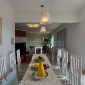 Apto/Cobertura com 328m², 3 dormitórios, 4 vagas, no bairro De Lazzer em Caxias do Sul para Comprar