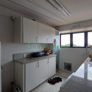 Apto/Cobertura com 328m², 3 dormitórios, 4 vagas, no bairro De Lazzer em Caxias do Sul para Comprar