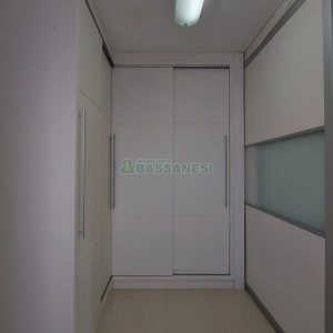 Apto/Cobertura com 328m², 3 dormitórios, 4 vagas, no bairro De Lazzer em Caxias do Sul para Comprar