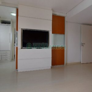 Apto/Cobertura com 328m², 3 dormitórios, 4 vagas, no bairro De Lazzer em Caxias do Sul para Comprar
