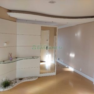 Apartamento, 3 dormitórios, 2 vagas, no bairro Centro em Caxias do Sul para Comprar