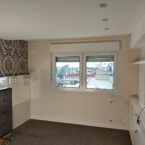 Apartamento, 3 dormitórios, 2 vagas, no bairro Centro em Caxias do Sul para Comprar