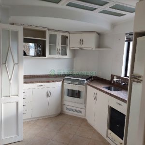 Apartamento, 3 dormitórios, 2 vagas, no bairro Centro em Caxias do Sul para Comprar