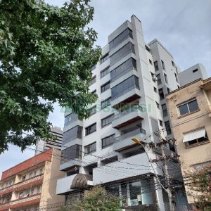 Apartamento, 3 dormitórios, 2 vagas, no bairro Centro em Caxias do Sul para Comprar