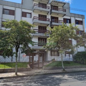 Apto Mobiliado com 99m², 3 dormitórios, 1 vaga, no bairro Medianeira em Caxias do Sul para Comprar