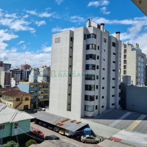 Apto Mobiliado com 99m², 3 dormitórios, 1 vaga, no bairro Medianeira em Caxias do Sul para Comprar