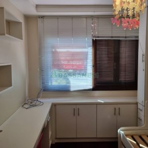 Apto Mobiliado com 99m², 3 dormitórios, 1 vaga, no bairro Medianeira em Caxias do Sul para Comprar