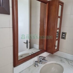 Apto Mobiliado com 99m², 3 dormitórios, 1 vaga, no bairro Medianeira em Caxias do Sul para Comprar