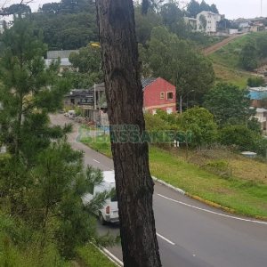 Terreno com 390m², no bairro Marechal Floriano em Caxias do Sul para Comprar
