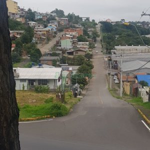 Terreno com 390m², no bairro Marechal Floriano em Caxias do Sul para Comprar